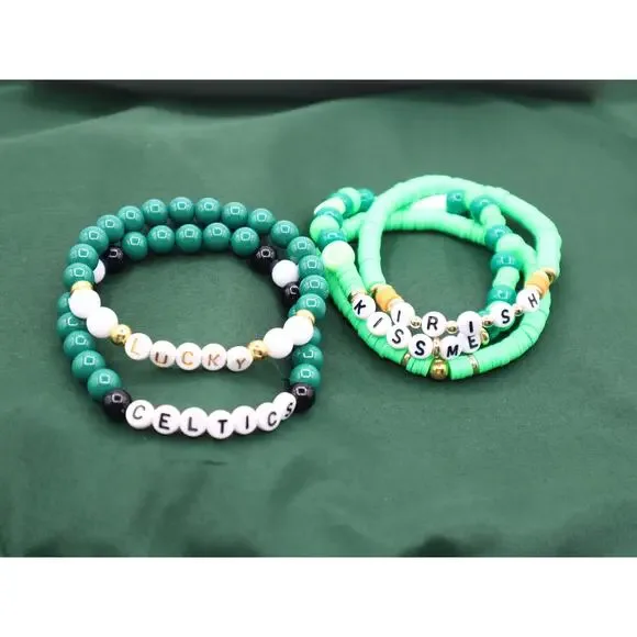 Beaded bracelet made with glass beads perfect for St. Patrick's Day. - Picture 3 of 6